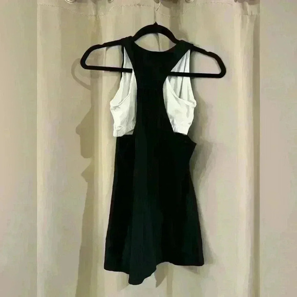 Women’s Chasse  Workout Top - Picture 2 of 7